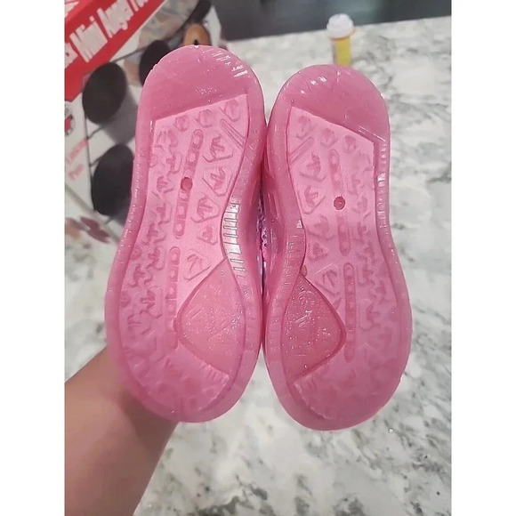Disney Baby Girl Water Shoes, Size L 9/10 Pink Minnie Mouse Non-Slip Water Shoes - Picture 2 of 7